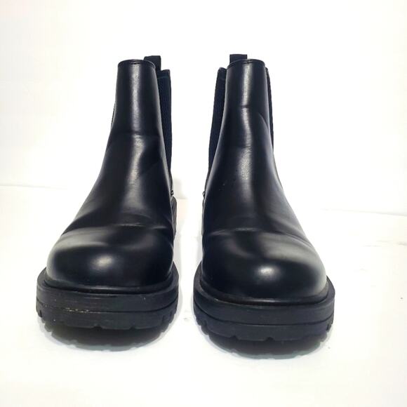 Soda Pilot-S Black Lug Sole Chelsea Ankle Boot Size 10 - Picture 8 of 14